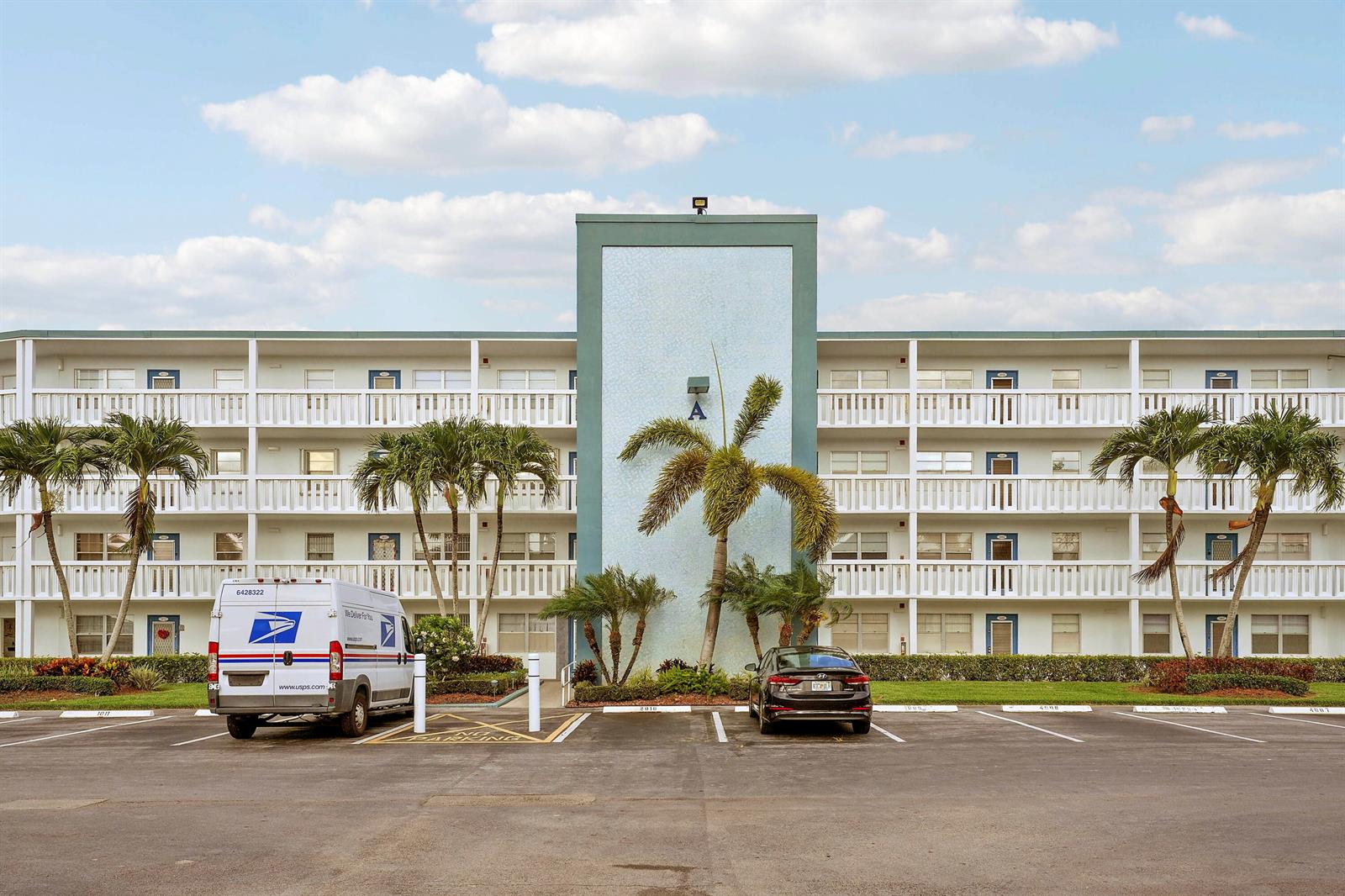 1011, 290 , 16  , 146 Exeter, Dorset , Mansfield , Mansfield, Boca Raton FL 33434