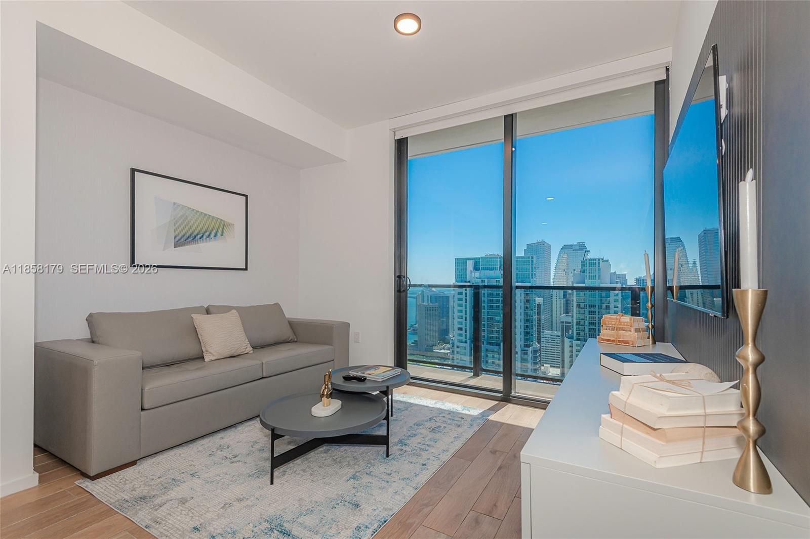 398 NE 5th St # 4417, Miami FL 33132