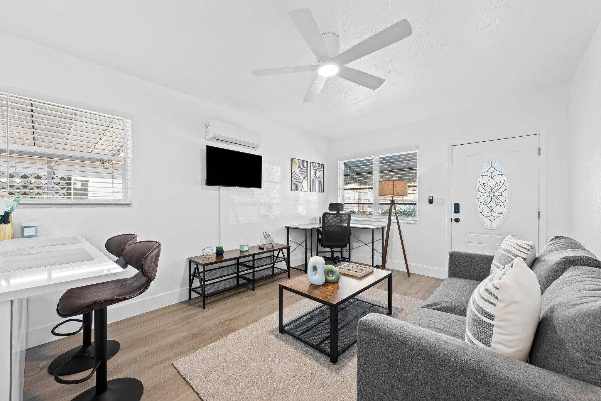 310 NE 6TH Street # 2 — Photo 3
