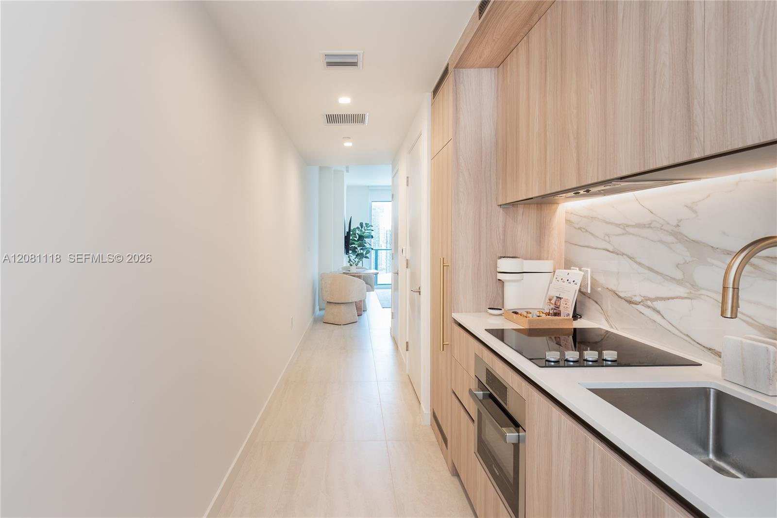 77 SE 5th St # 3204 — Photo 3