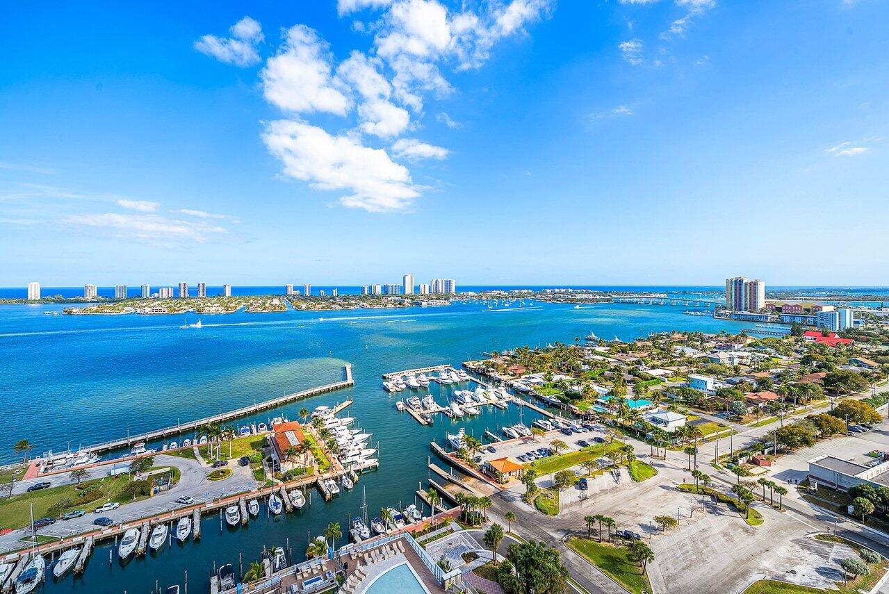 220 LAKE SHORE Drive # 702, Lake Park FL 33403