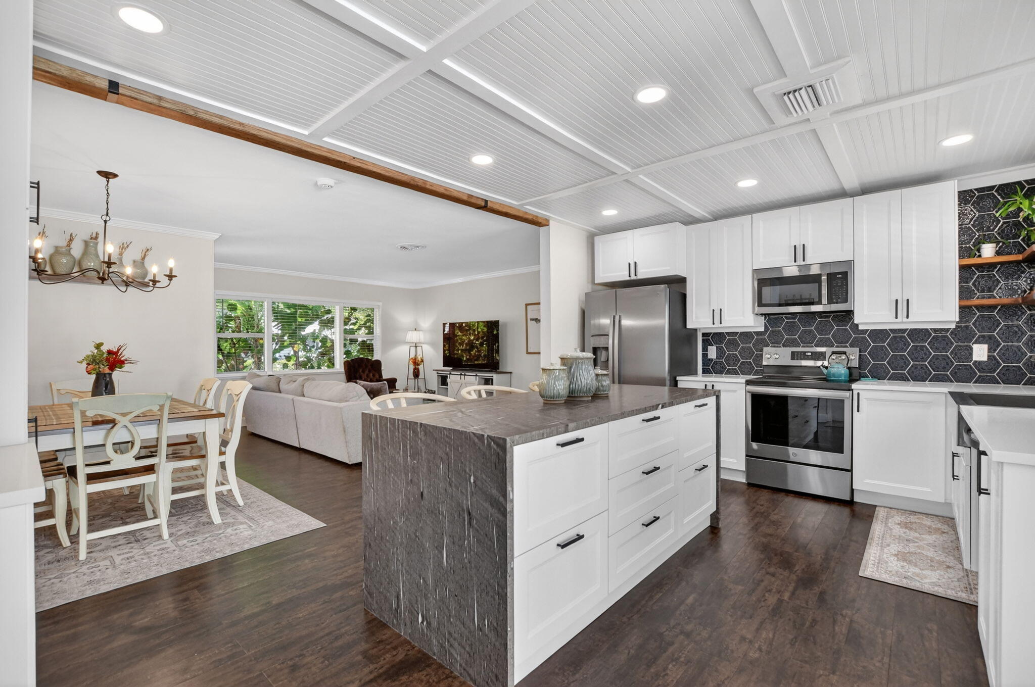 1207 SW 12th Avenue, Boca Raton FL 33486