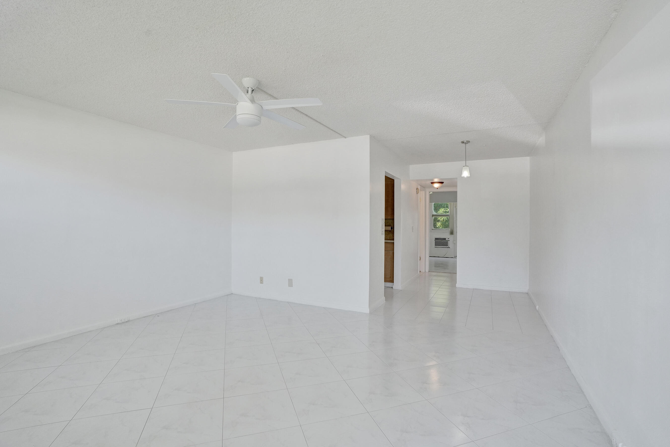 392 Durham Circle # M, Deerfield Beach FL 33442