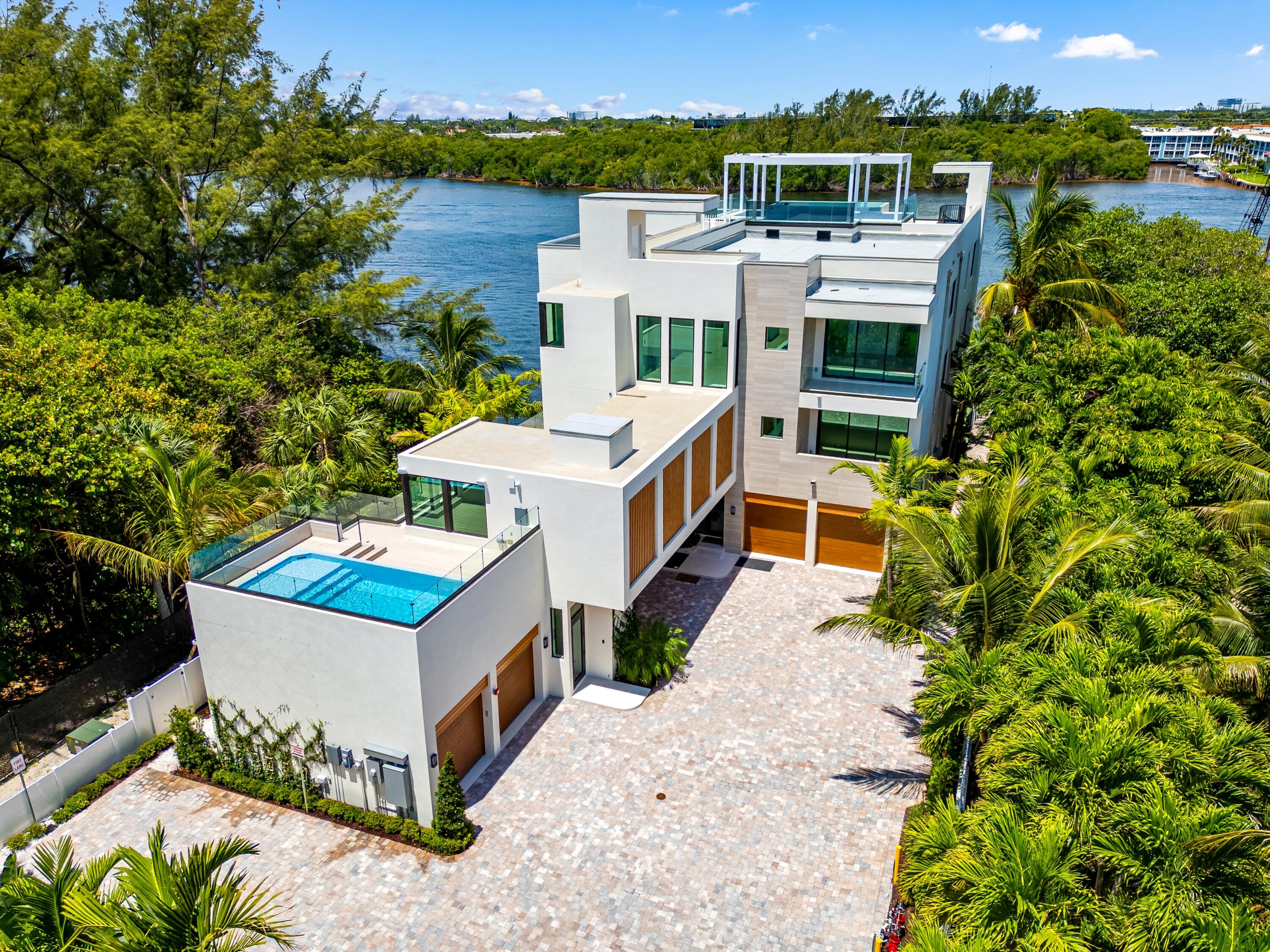 900 Lago Mar Lane # Penthouse, Boca Raton FL 33431