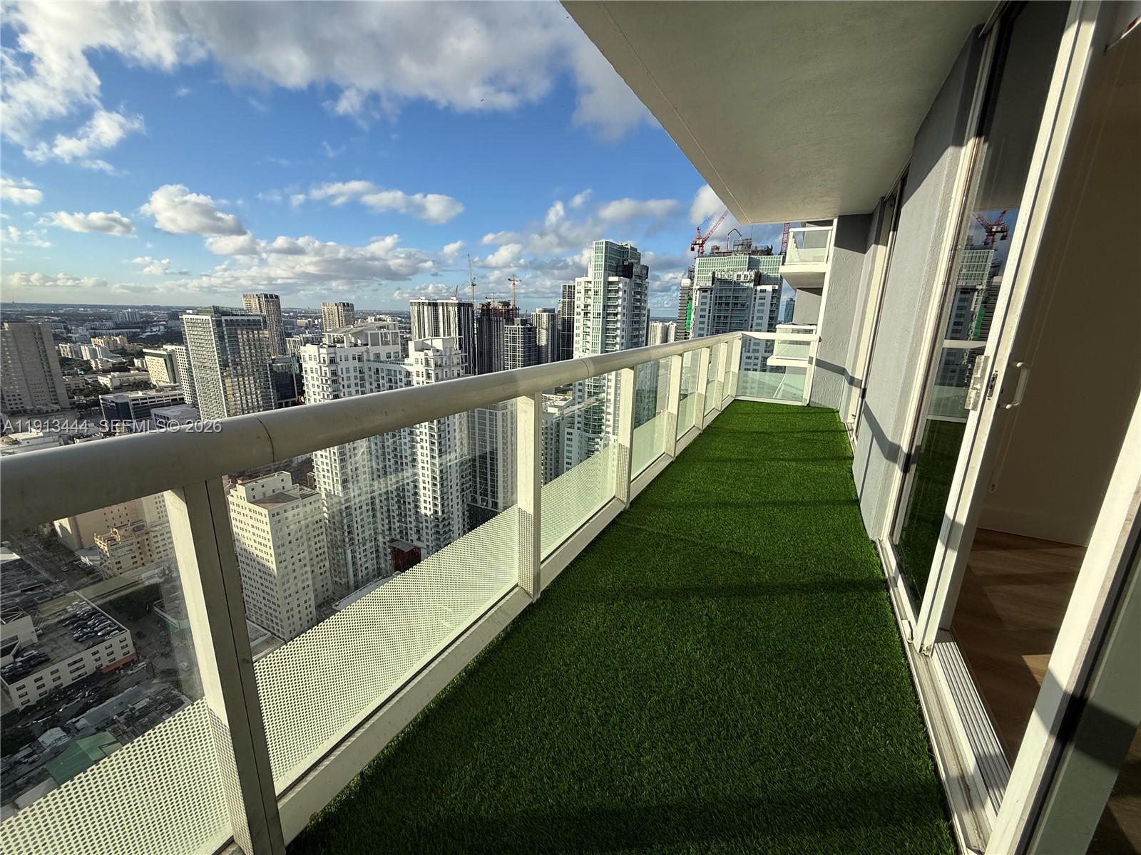 50 Biscayne Blvd # 4807, Miami FL 33132