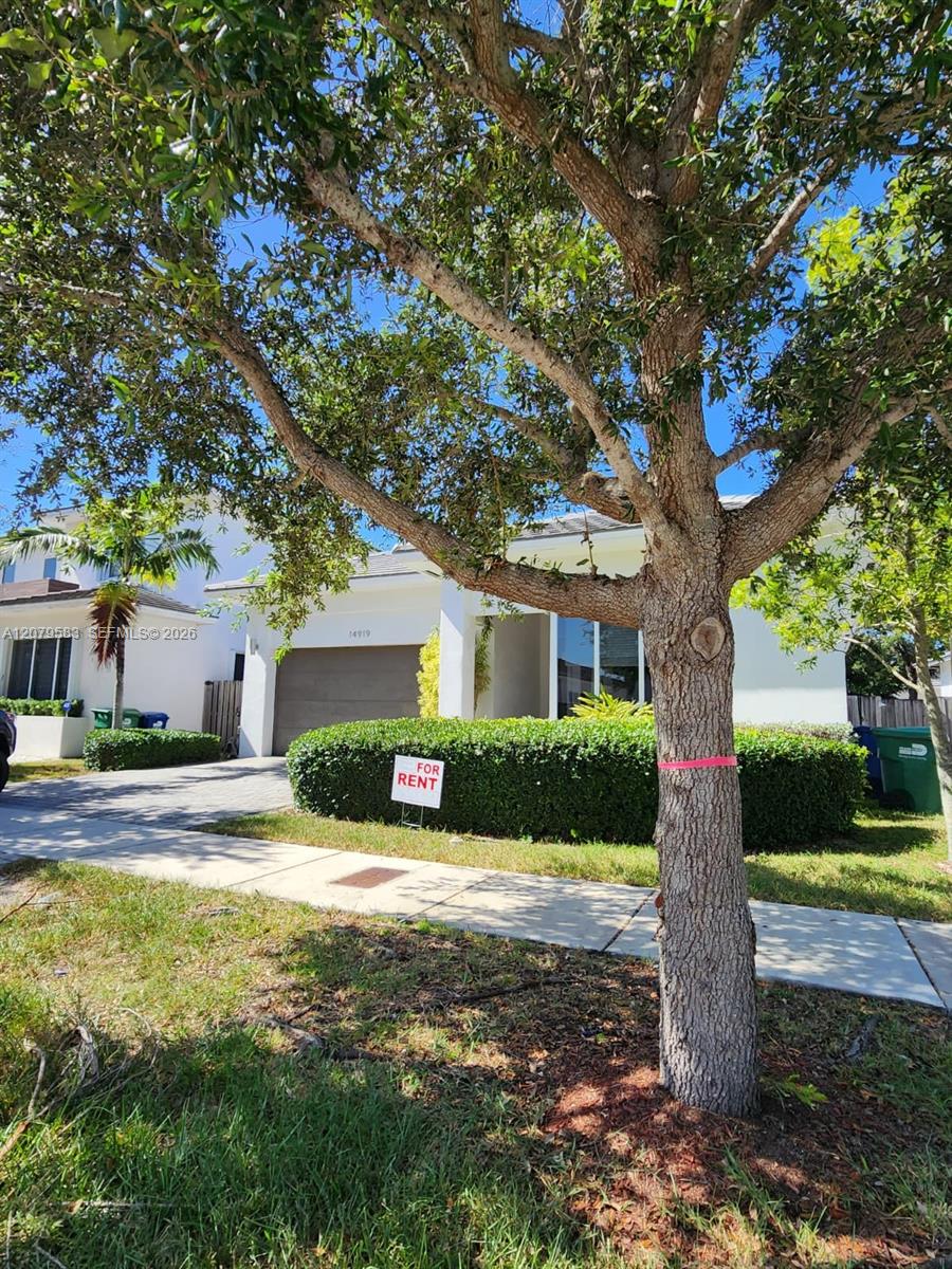 14919 SW 177th Ter # 14919 — Photo 3