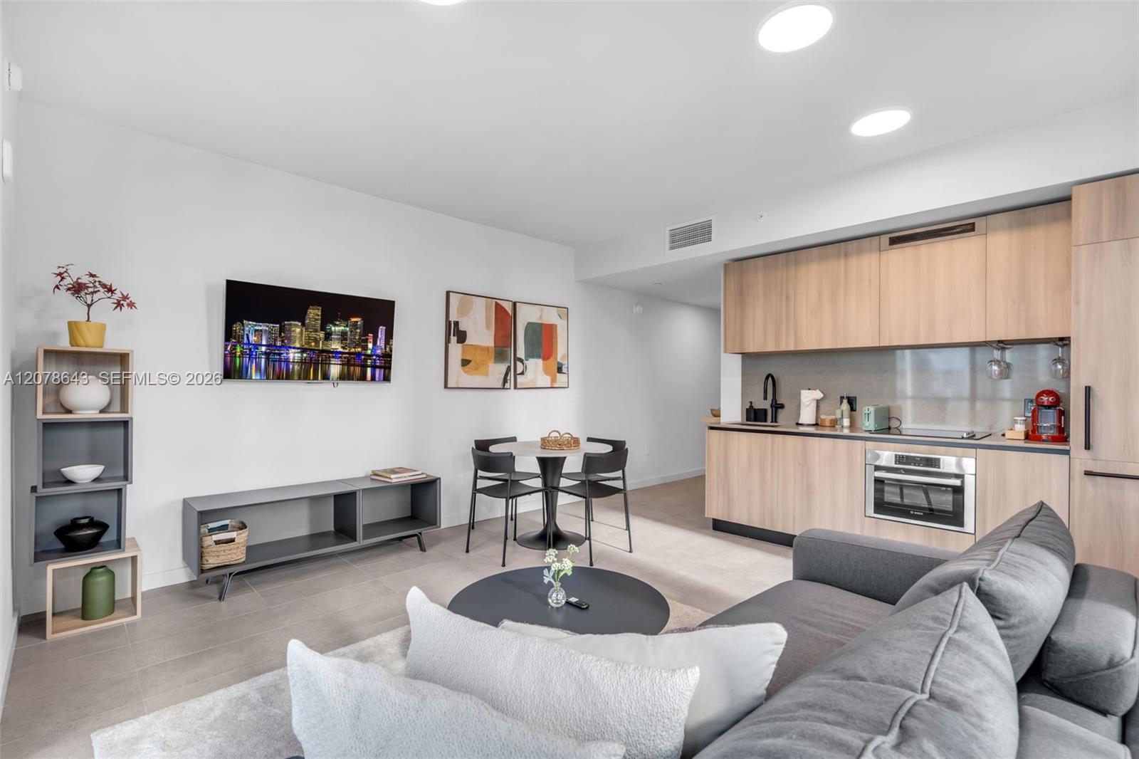 121 NE 5th St # 2708 — Photo 4