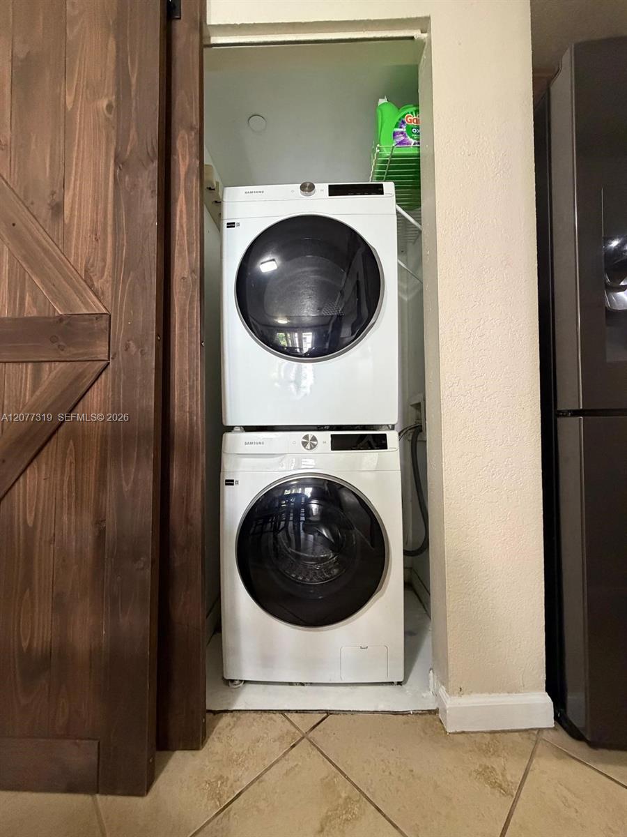 1060 NW 7th St # 205 — Photo 3