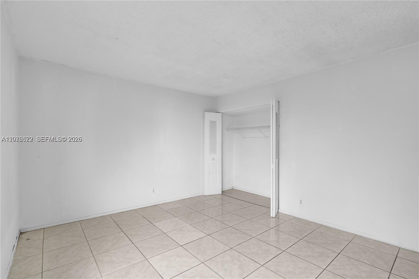 9001 SW 77th Ave # C402 — Photo 5