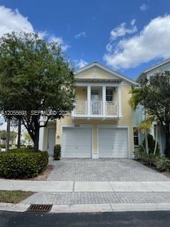 10731 NW 74th Ter, Doral FL 33178