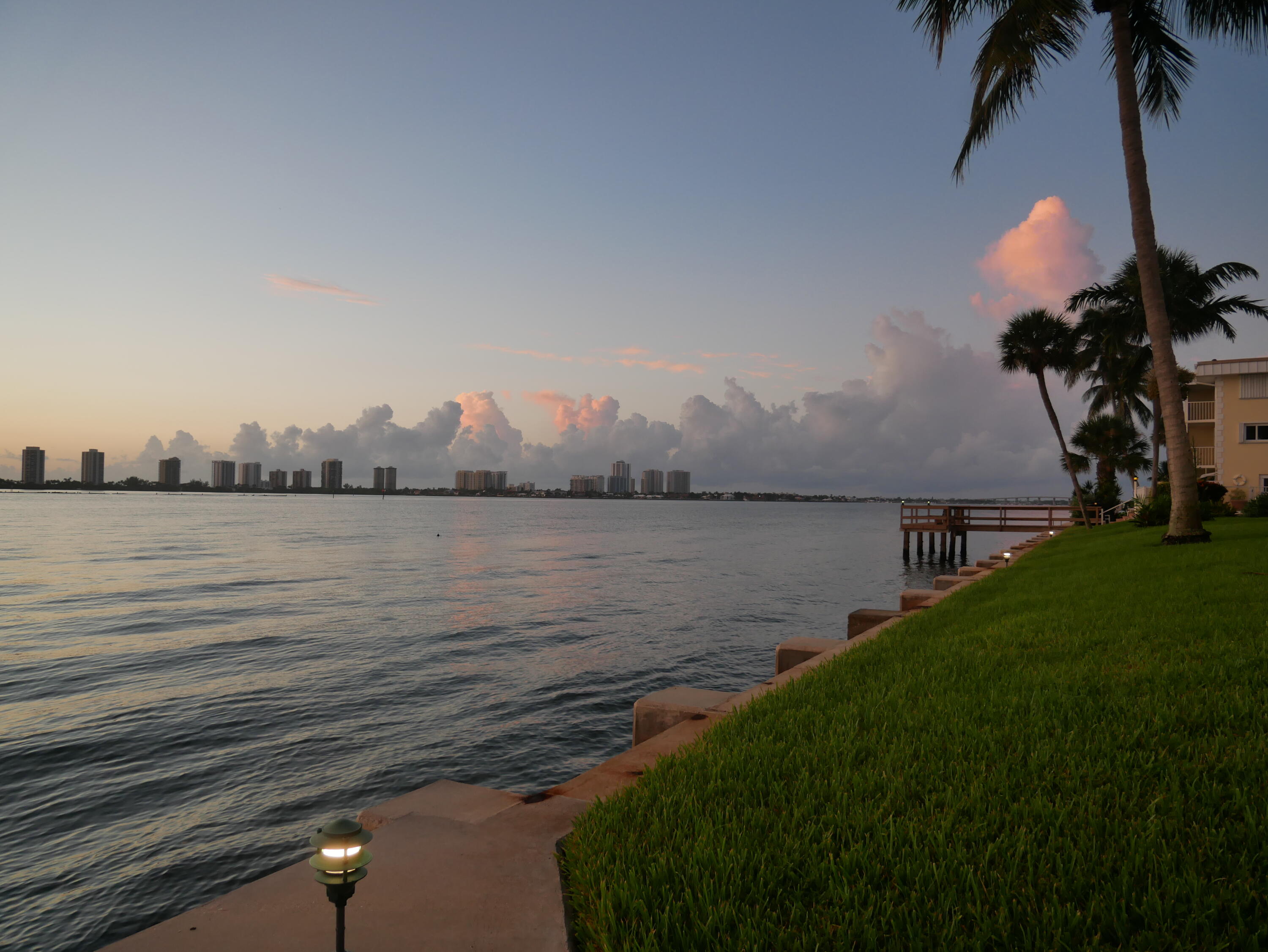 111 Doolen Court # 104, North Palm Beach FL 33408