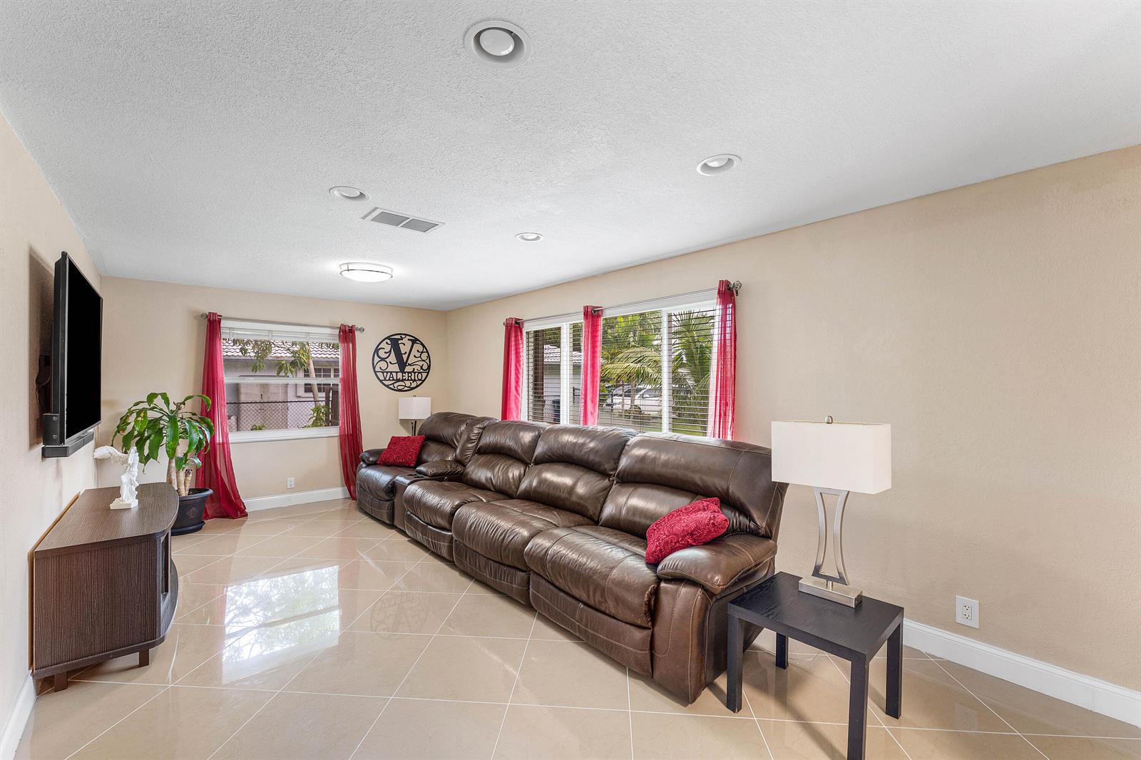 011-4025Northwest105thAvenue-CoralSpring