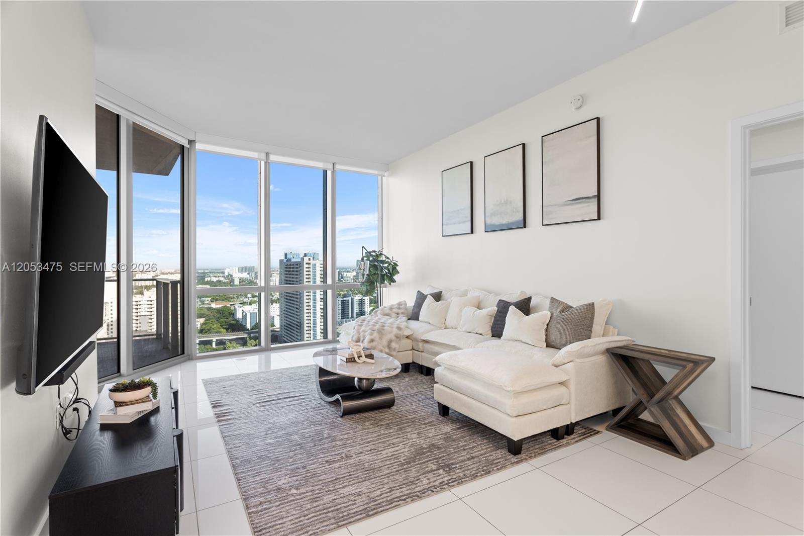 851 NE 1st Ave # 2308, Miami FL 33132