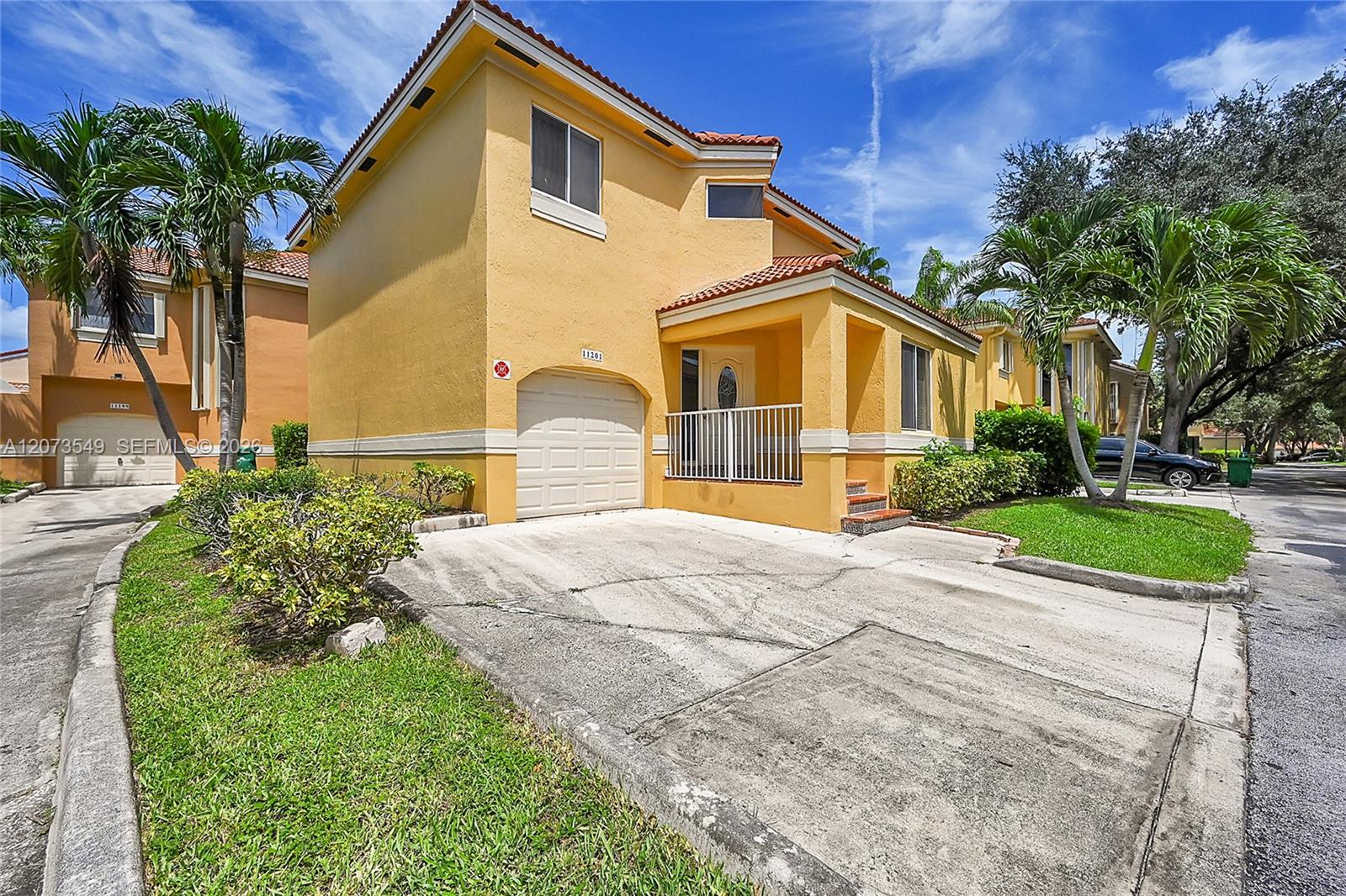 11201 Lakeview Dr # M, Coral Springs FL 33071