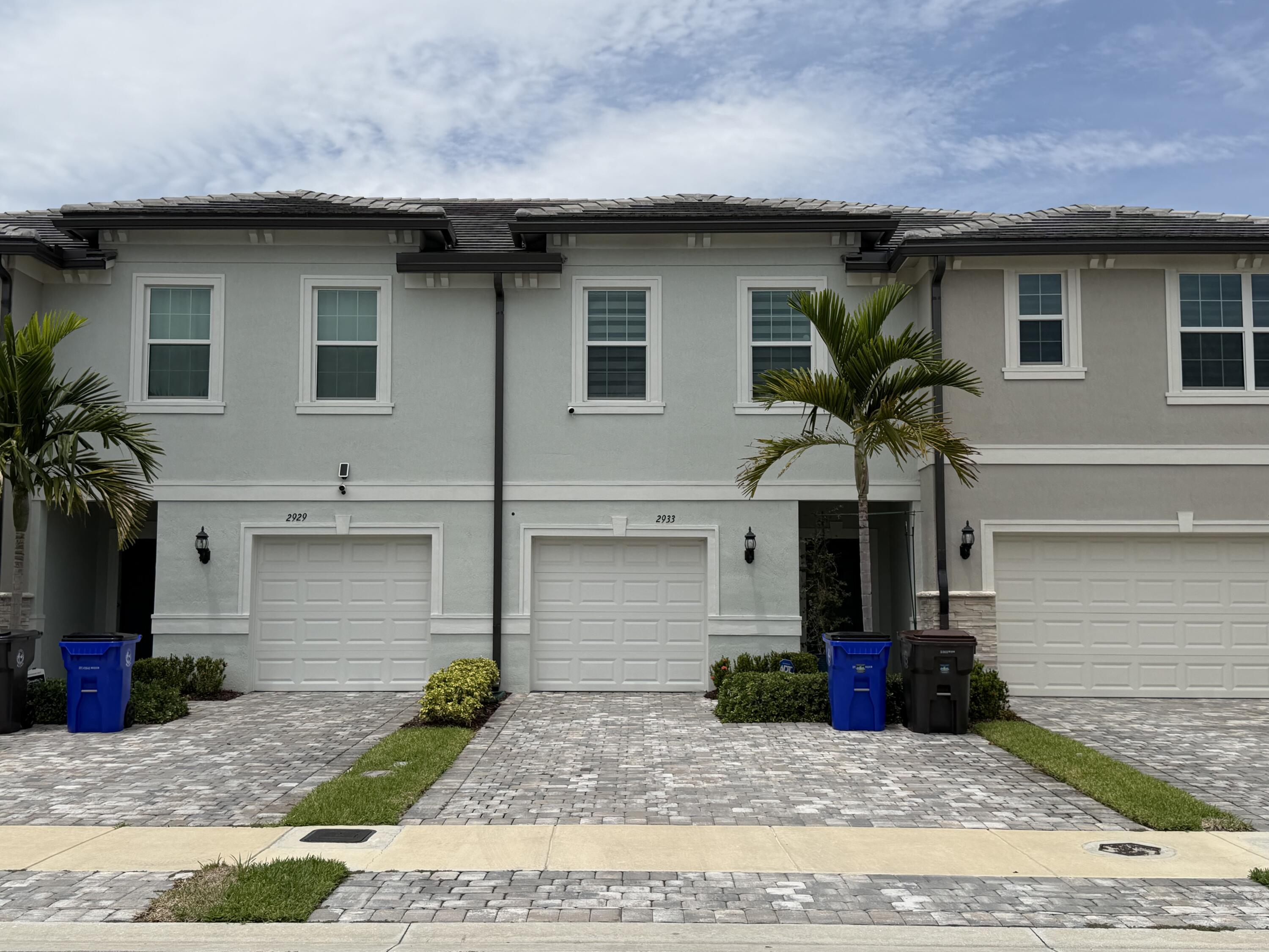 2933 OLIVIA Avenue, Lauderdale Lakes FL 33311