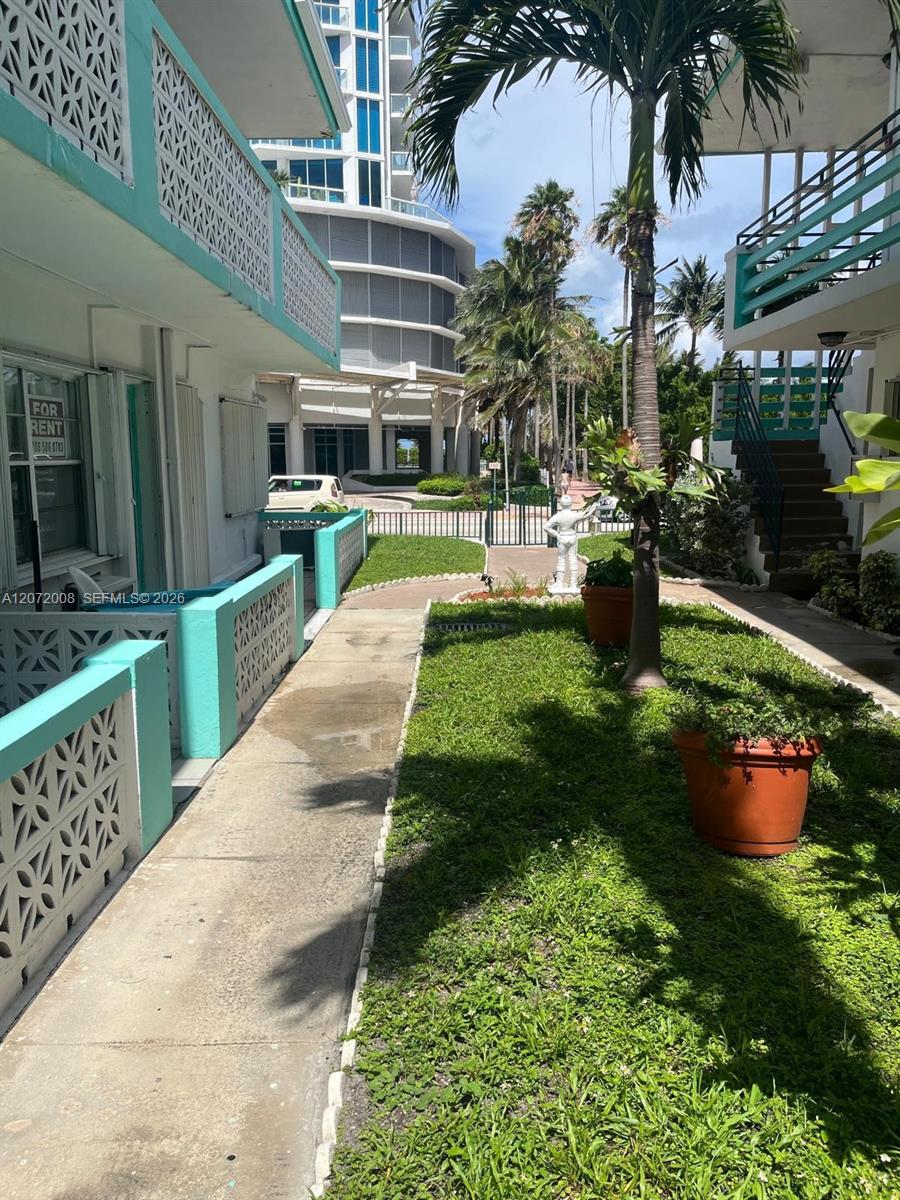 6498 Collins Ave # 40 — Photo 4