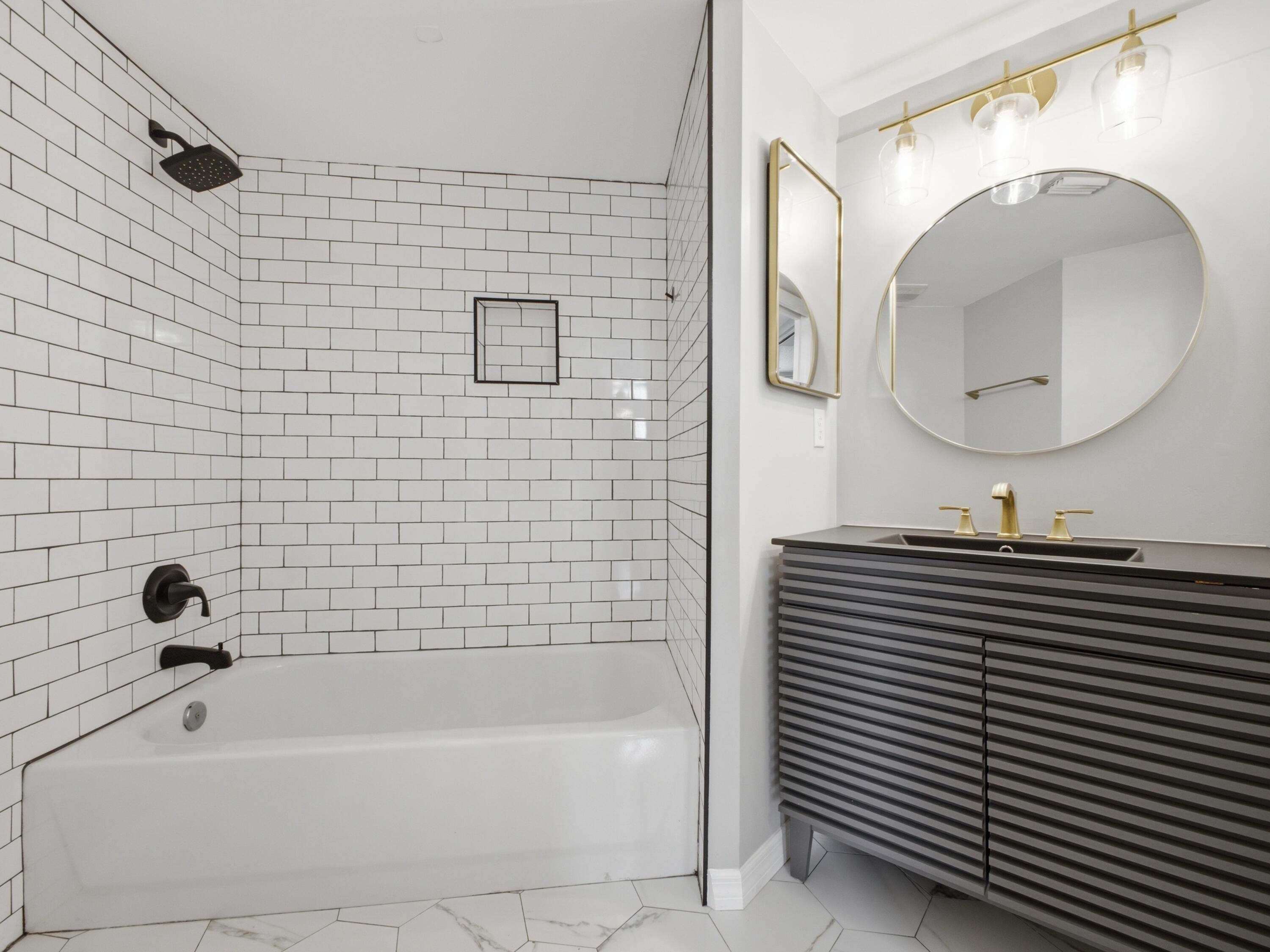 900 Crestwood Court S # 920 — Photo 5