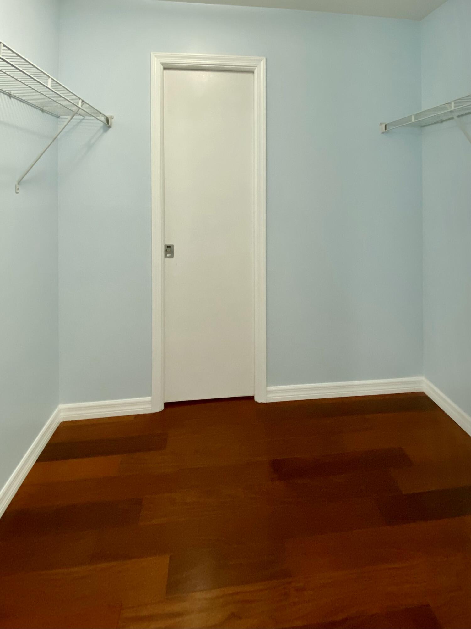 139 SPARROW Drive # 2G — Photo 4