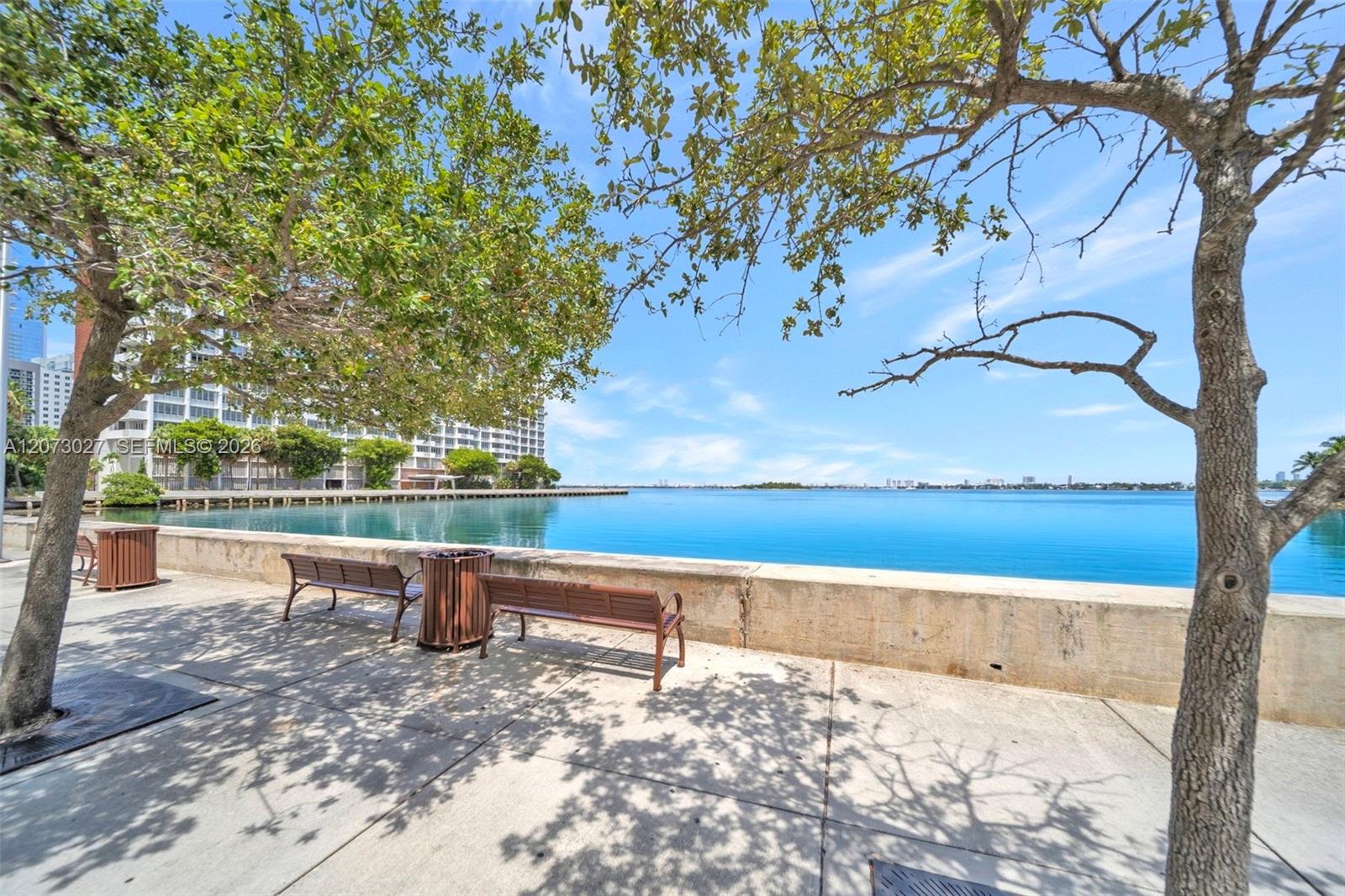 2020 N Bayshore Dr # 708 — Photo 2