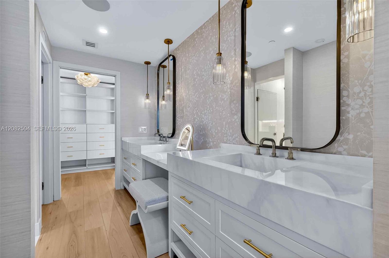 700 NE 24th St # 3007 — Photo 5