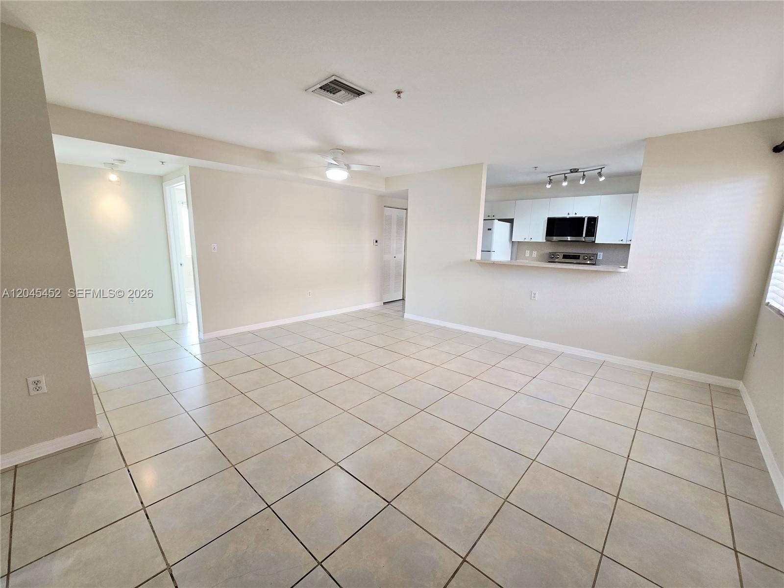 1627 NW 18th St # 201, Miami FL 33125