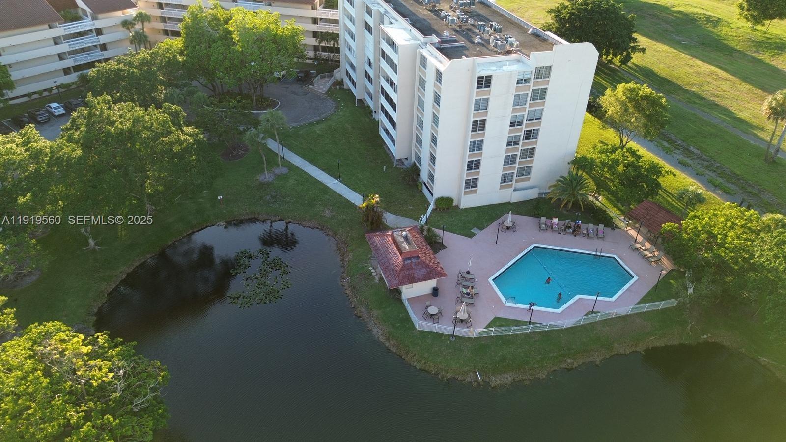 7051 Environ Blvd # 436, Lauderhill FL 33319