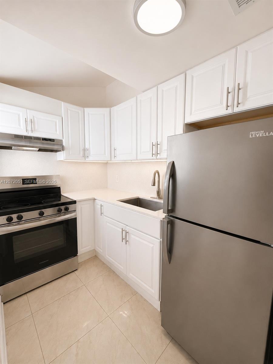 1440 Pennsylvania Ave # 3 — Photo 4