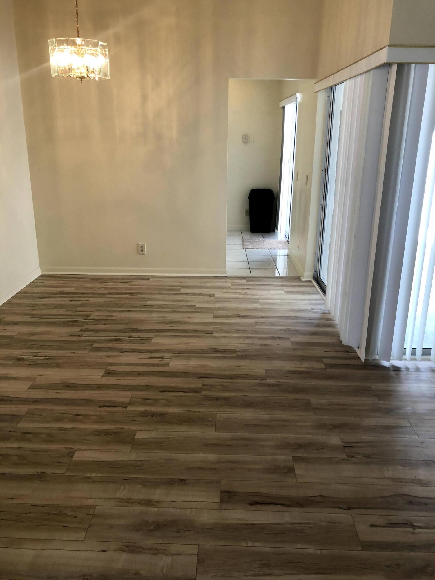 1371 COTTONWOOD Circle — Photo 5