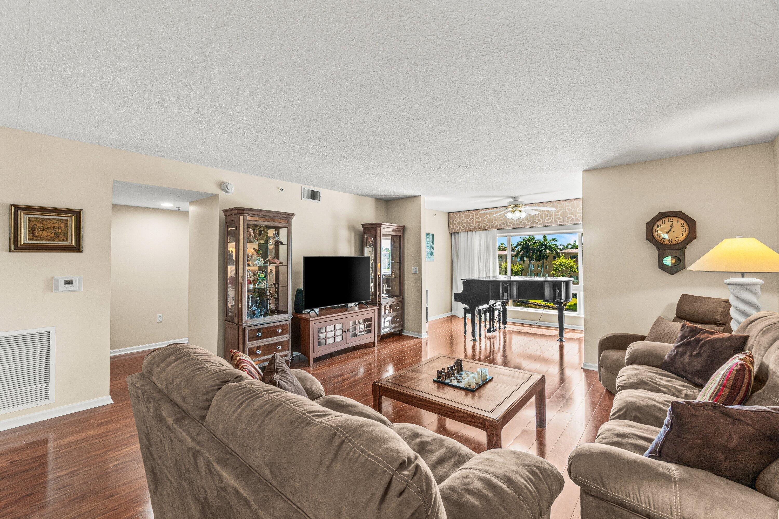 12560 Majesty Circle # 401, Boynton Beach FL 33437