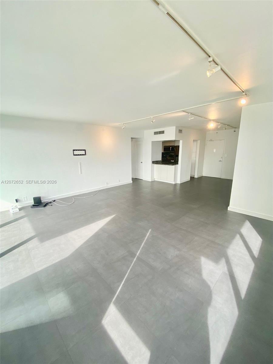1200 West Ave # 815 — Photo 5