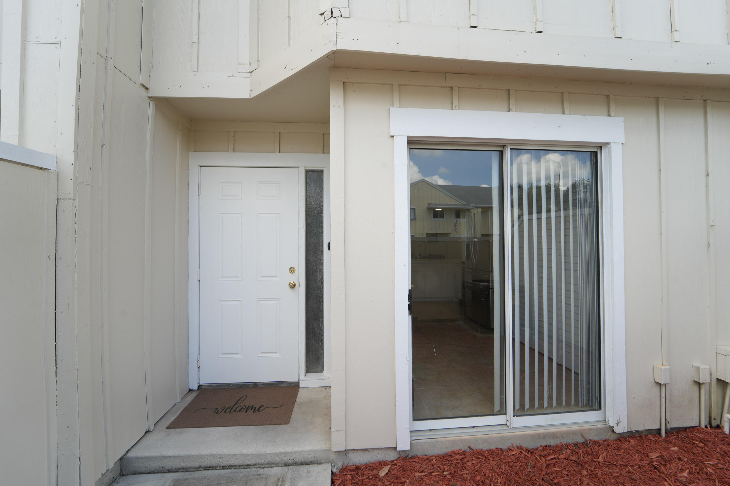 6207 Riverwalk Lane # 5 — Photo 4