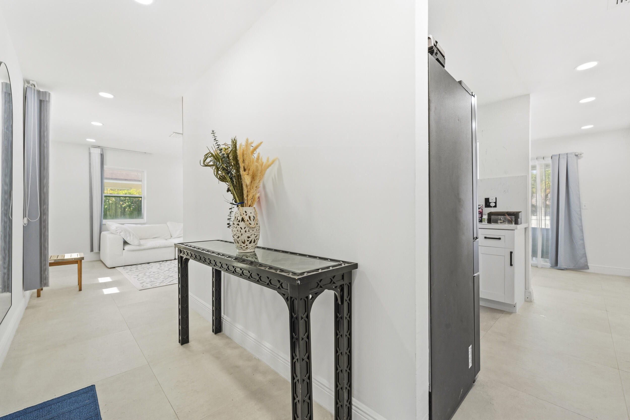 245 Sandpiper Avenue — Photo 5