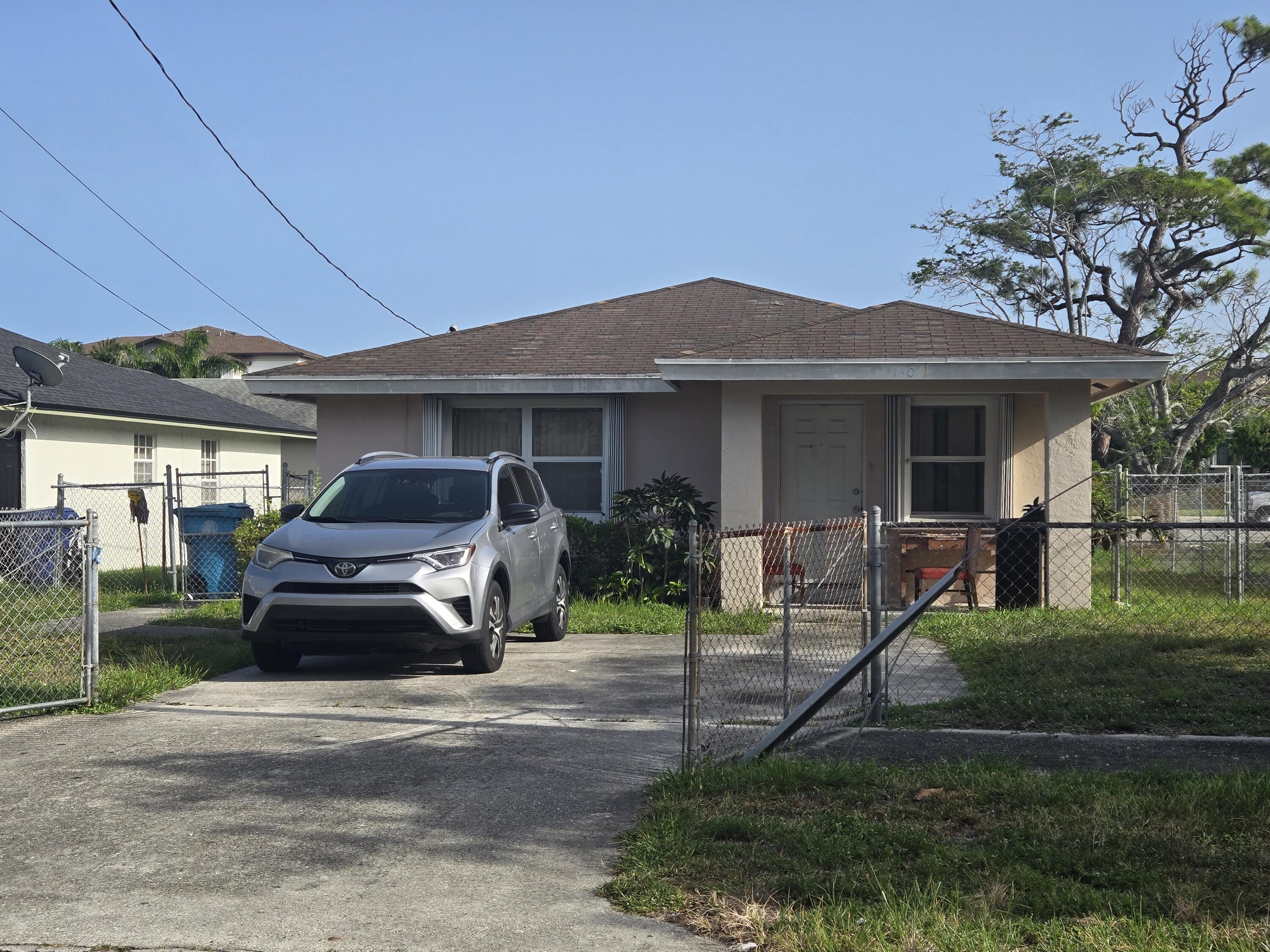 140 NE 8th Avenue, Boynton Beach FL 33435