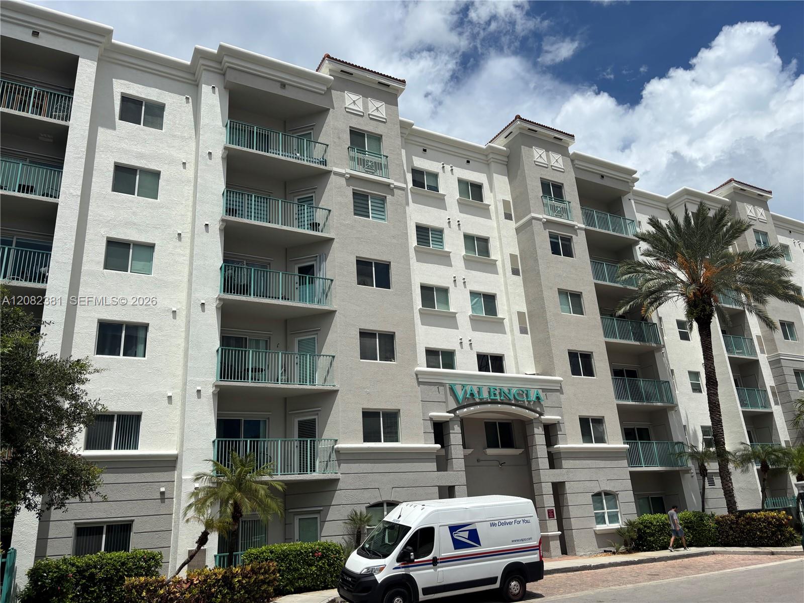 6001 SW 70 ST # 324, South Miami FL 33143