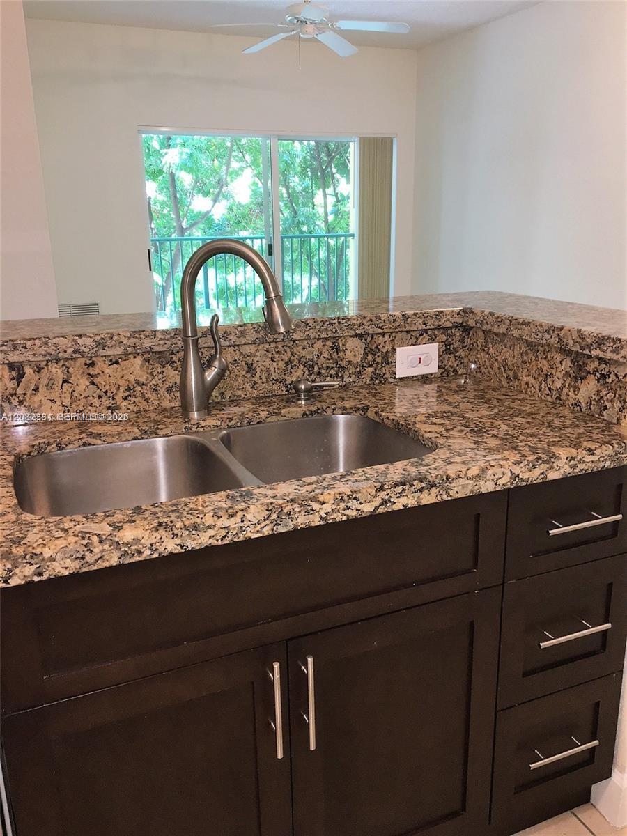 6001 SW 70 ST # 324 — Photo 3