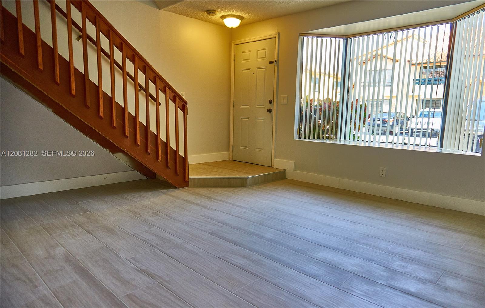 10042 SW 77th Ct — Photo 3