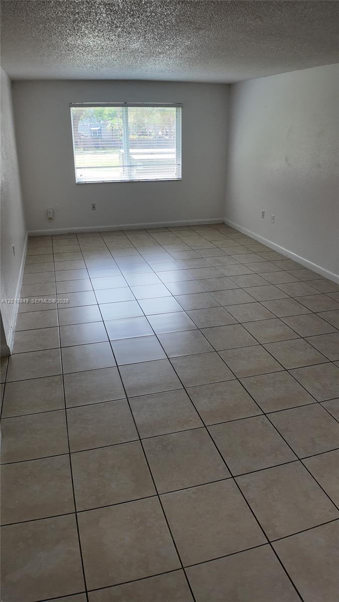 10900 SW 196th St # 306, Cutler Bay FL 33157