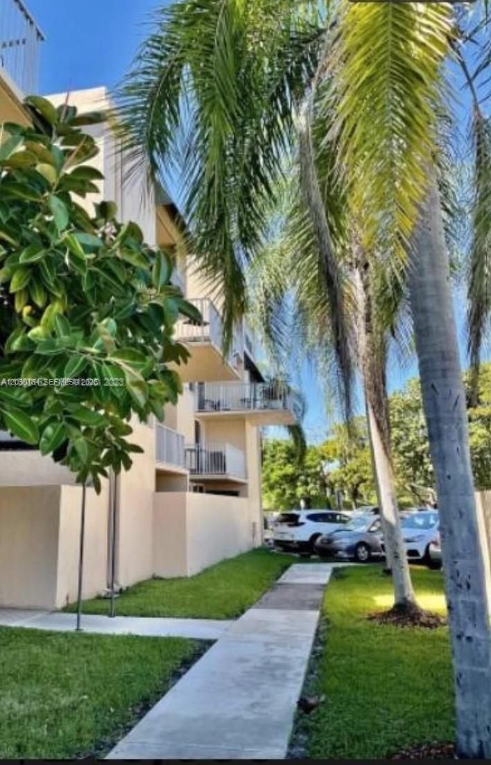 10801 SW 109th Ct # D412 — Photo 2