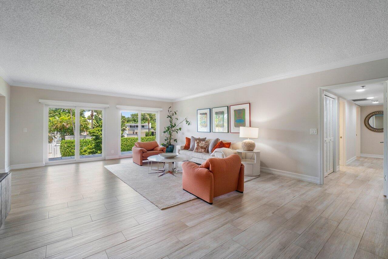 950 De Soto Road # 2b — Photo 5