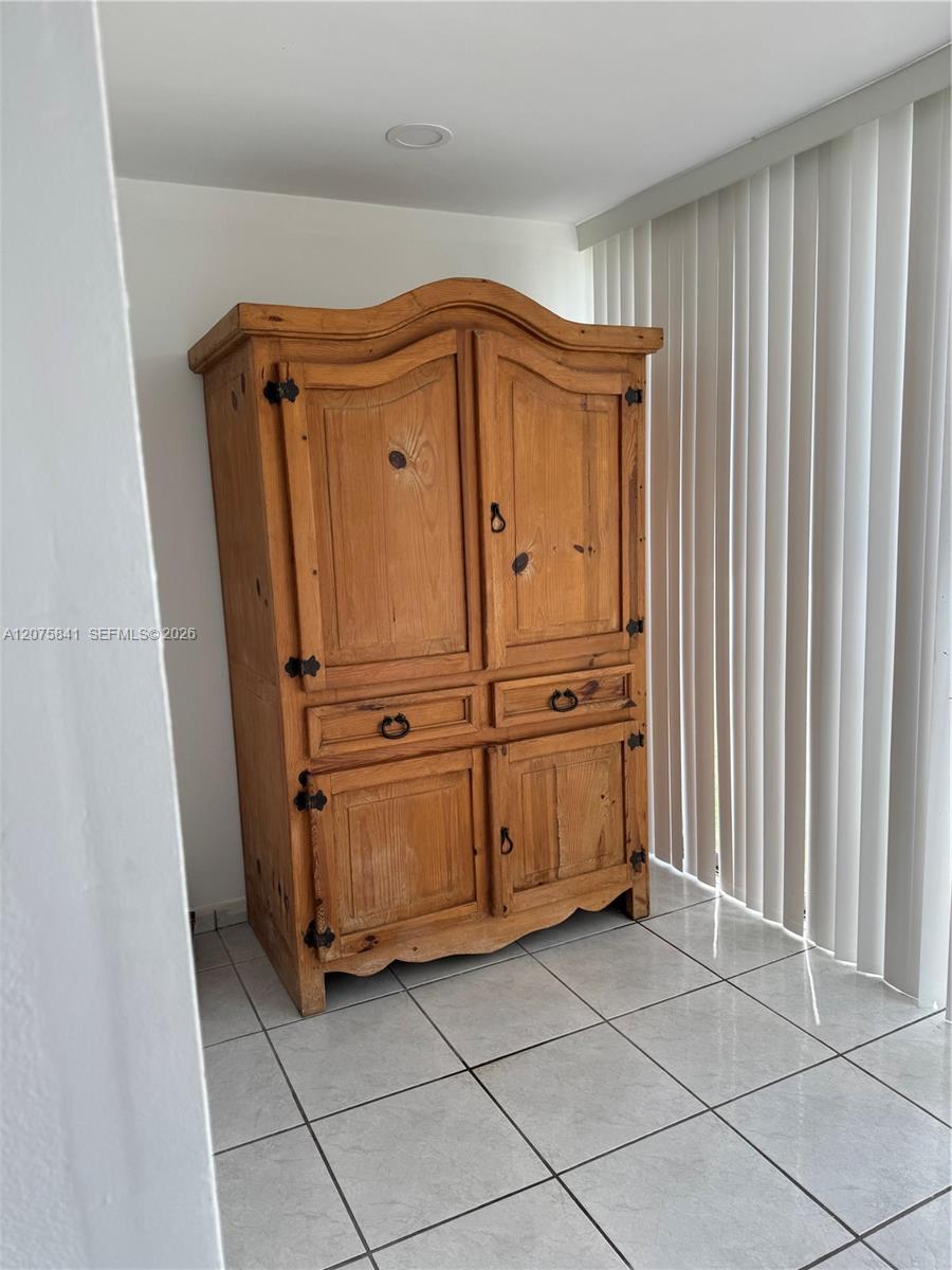 9401 SW 4th St # 103 — Photo 5