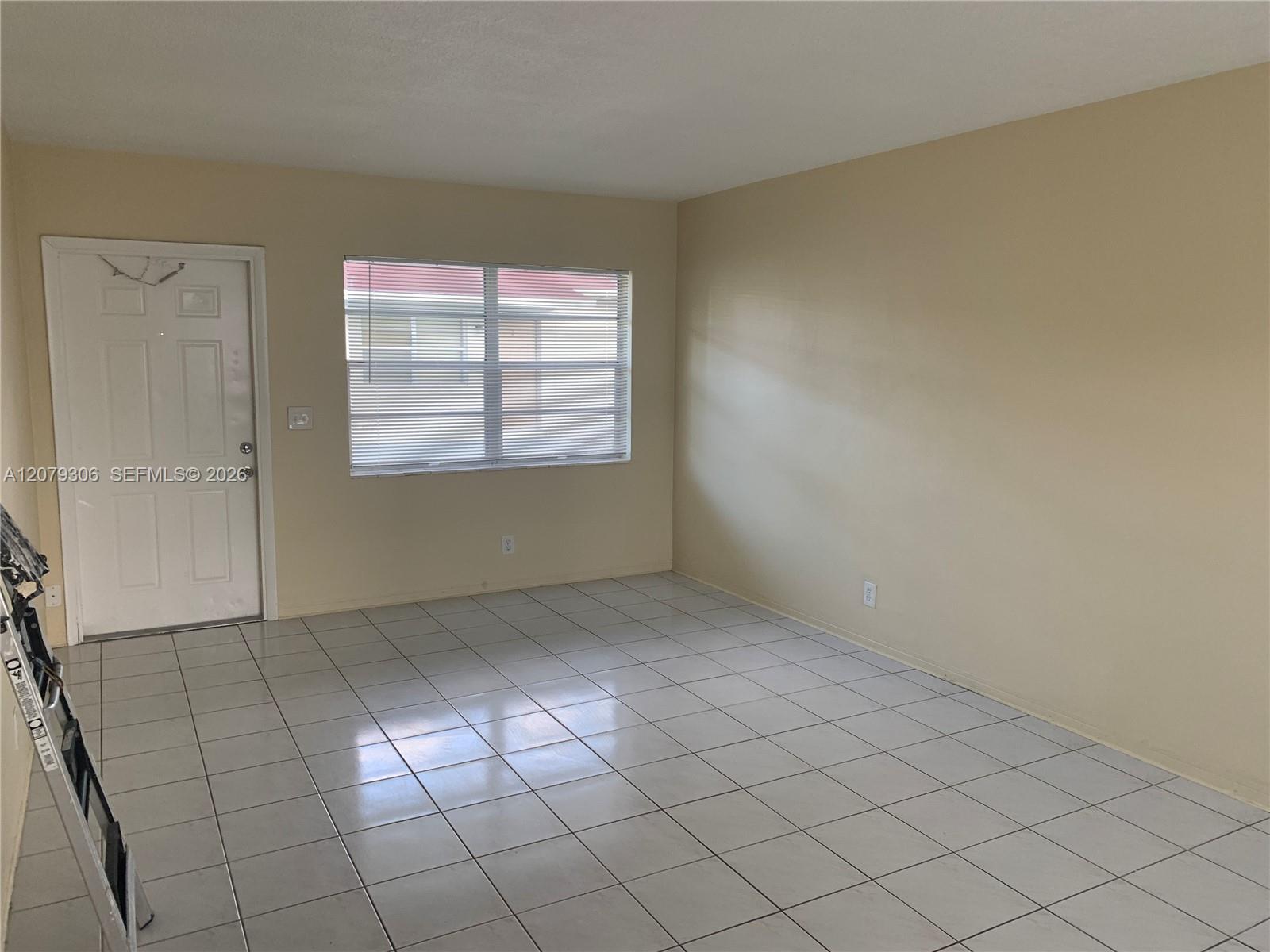 2220 Pierce St # 10 — Photo 3