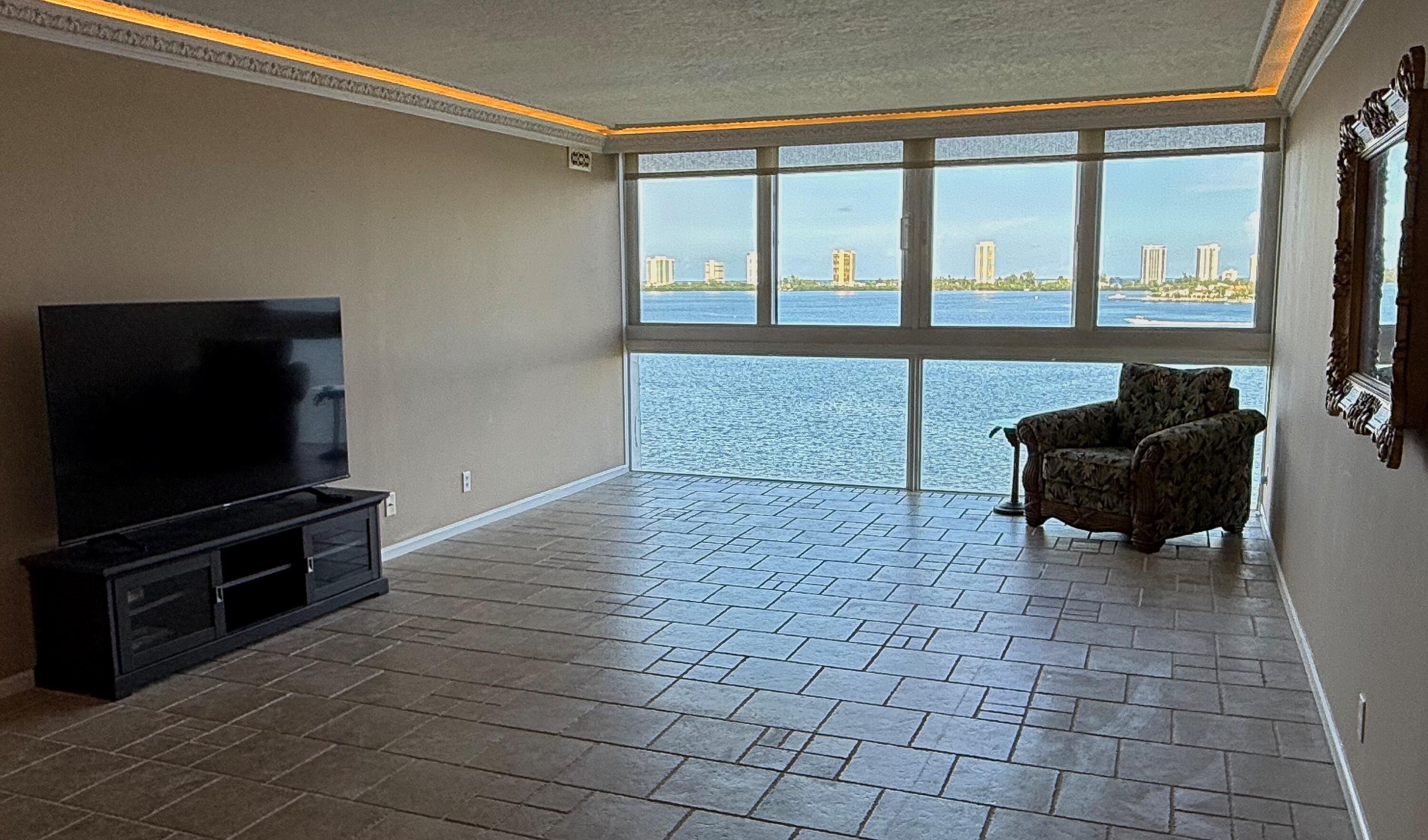 401 Lake Shore Drive # 802 — Photo 2