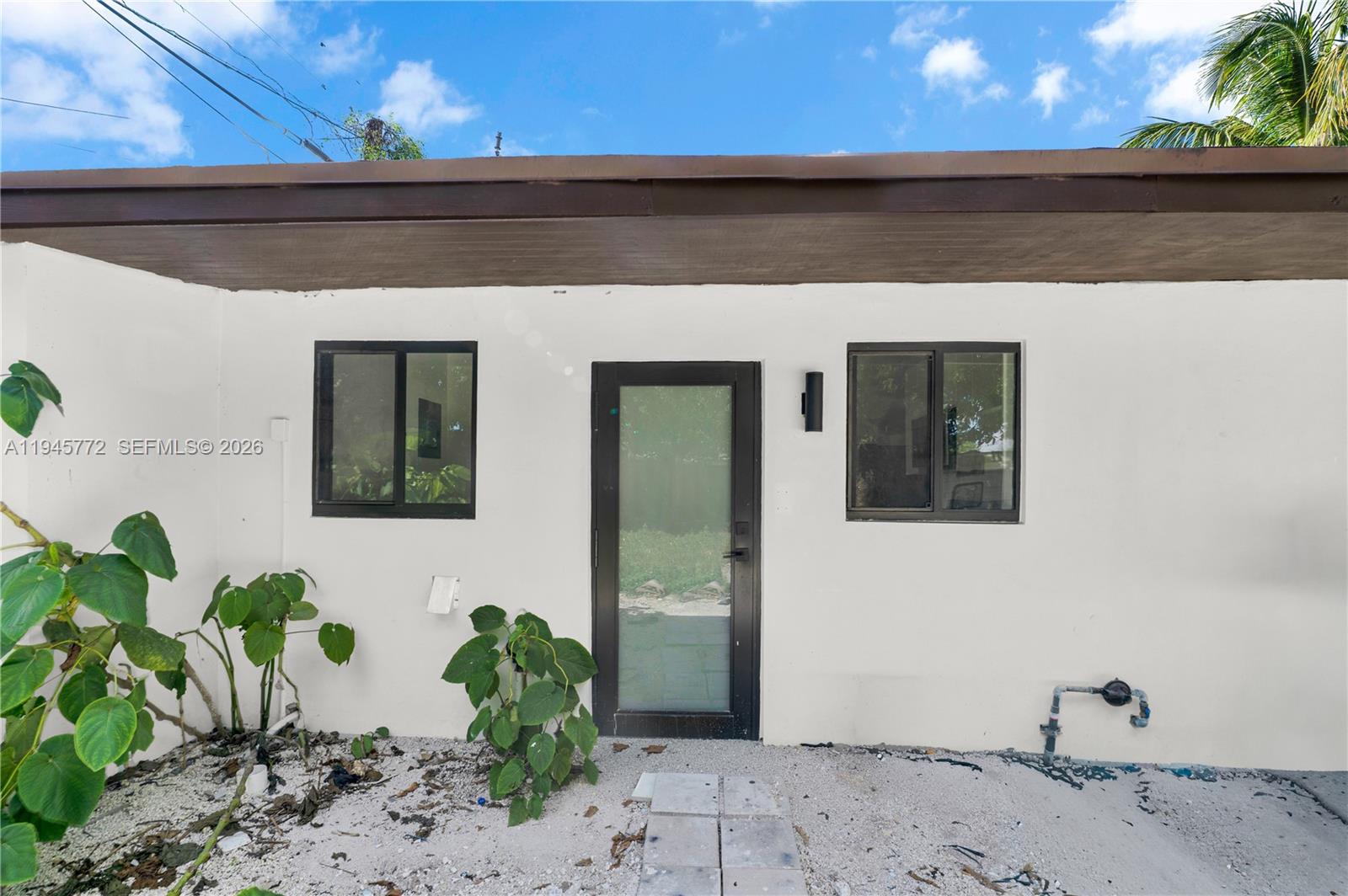 3040 NW 93rd St # A, Miami FL 33147