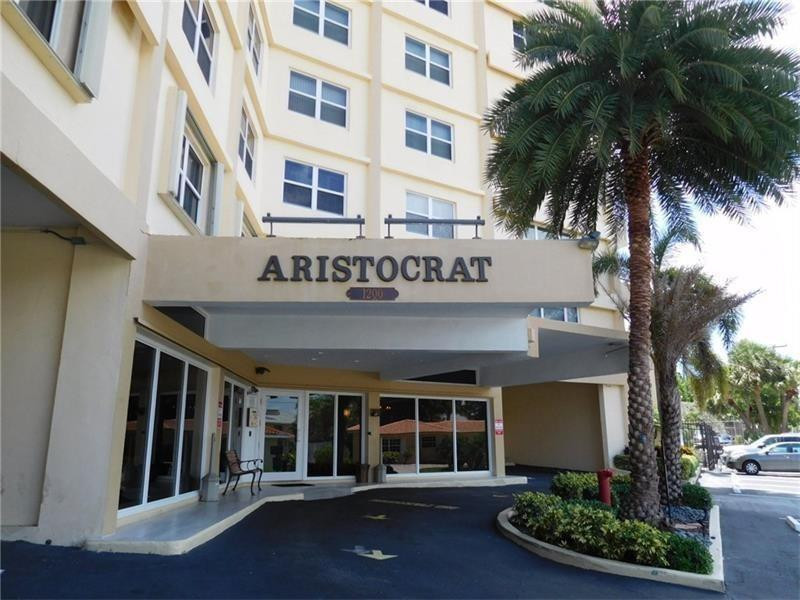 1200 Hibiscus Avenue # 702, Pompano Beach FL 33062