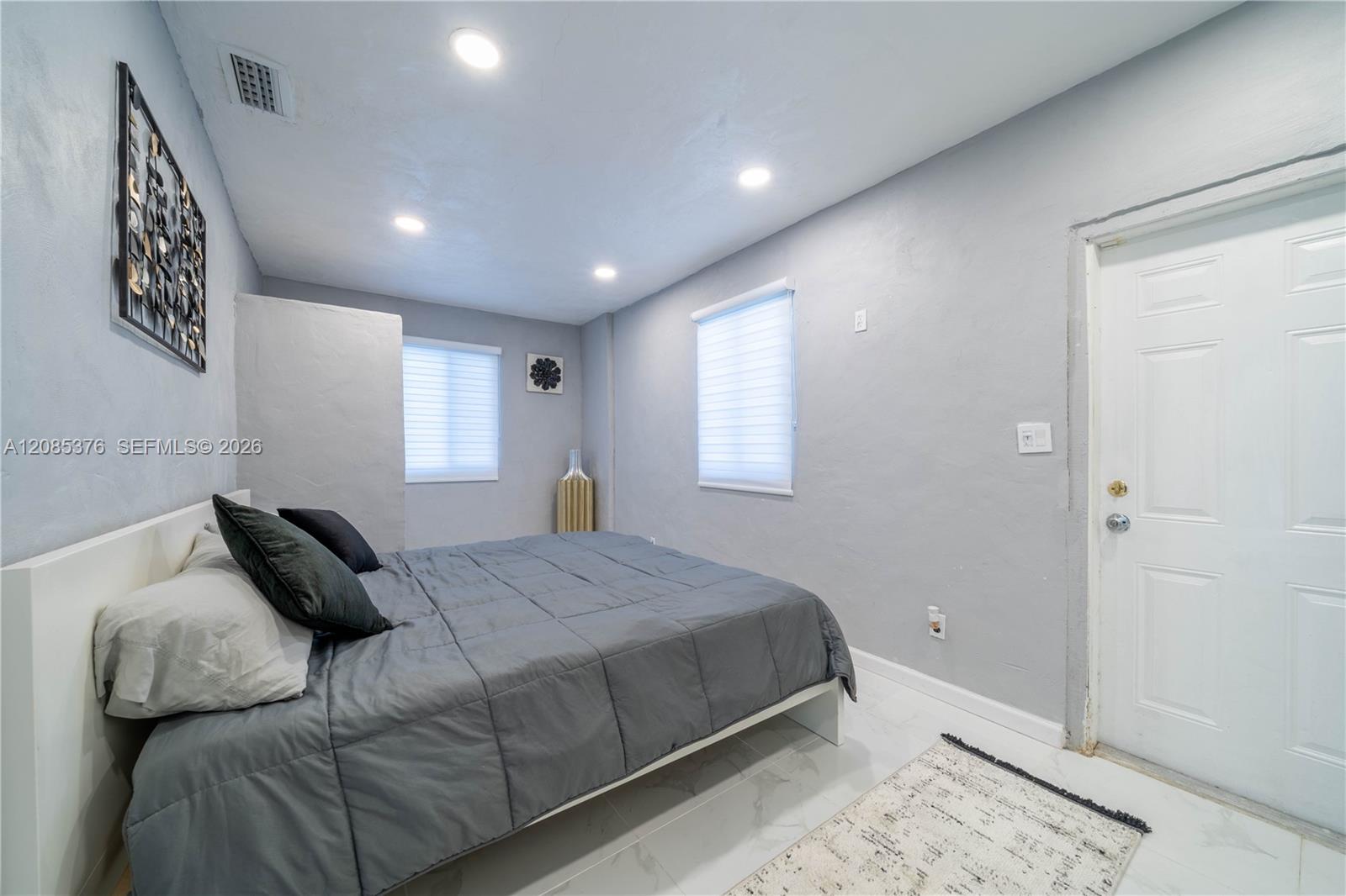 1650 SW 63rd Ter — Photo 3