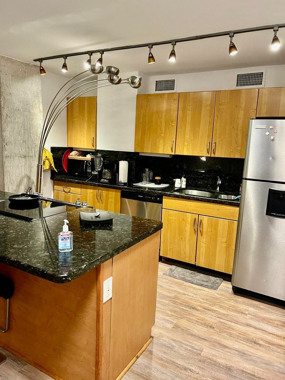1881 WASHINGTON Avenue # 8E — Photo 3