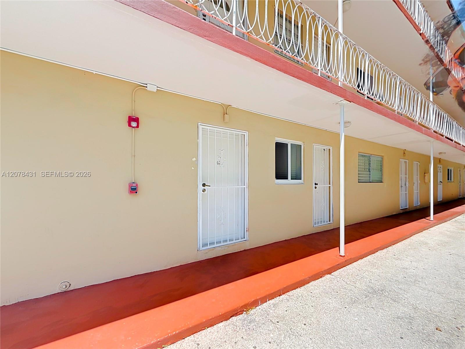 2441 NW 13th St # 67 — Photo 3