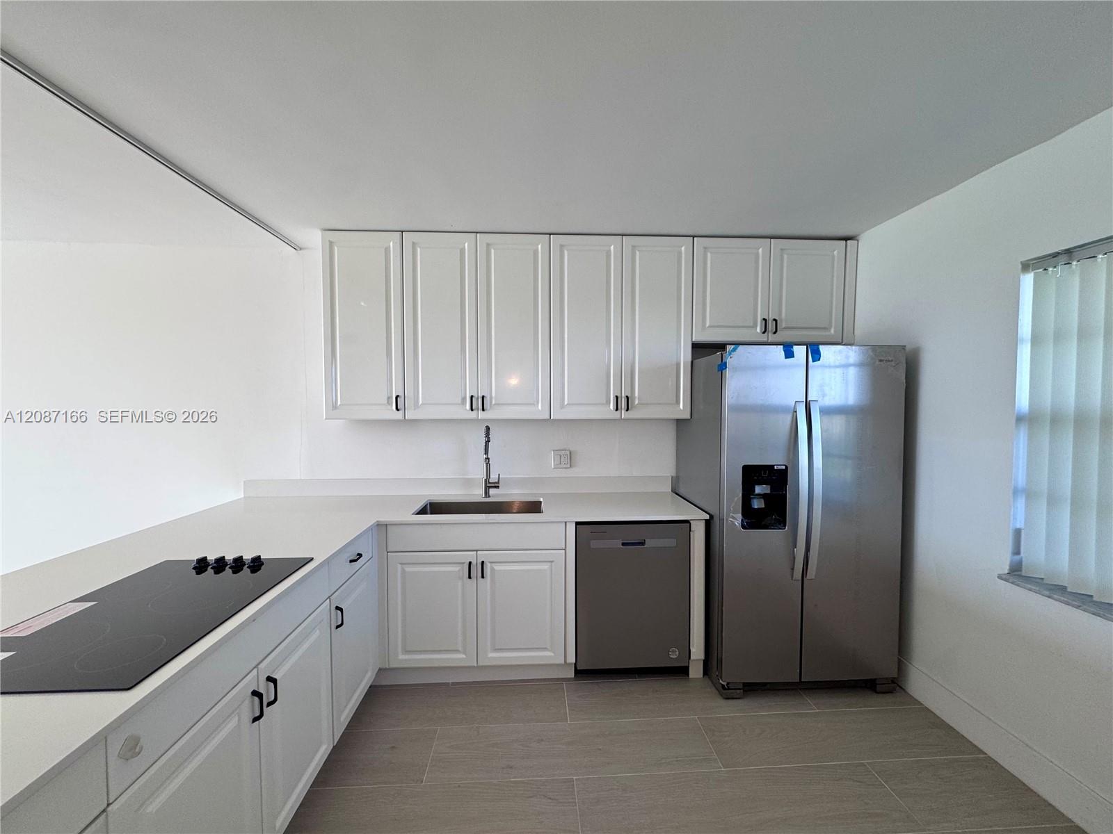 575 Oaks Ln # 1008, Pompano Beach FL 33069