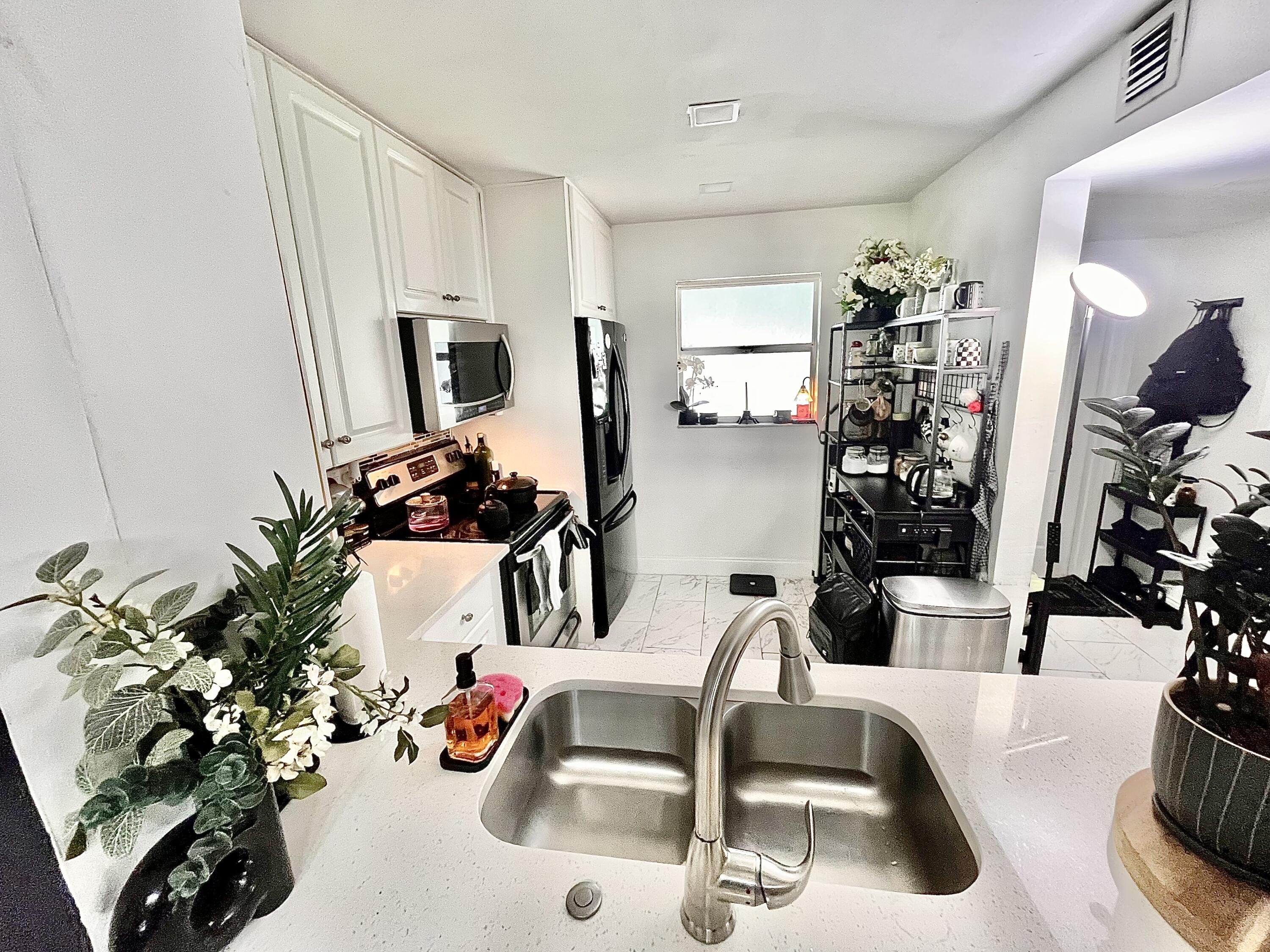 8301 SANDS POINT Boulevard # S306 — Photo 5