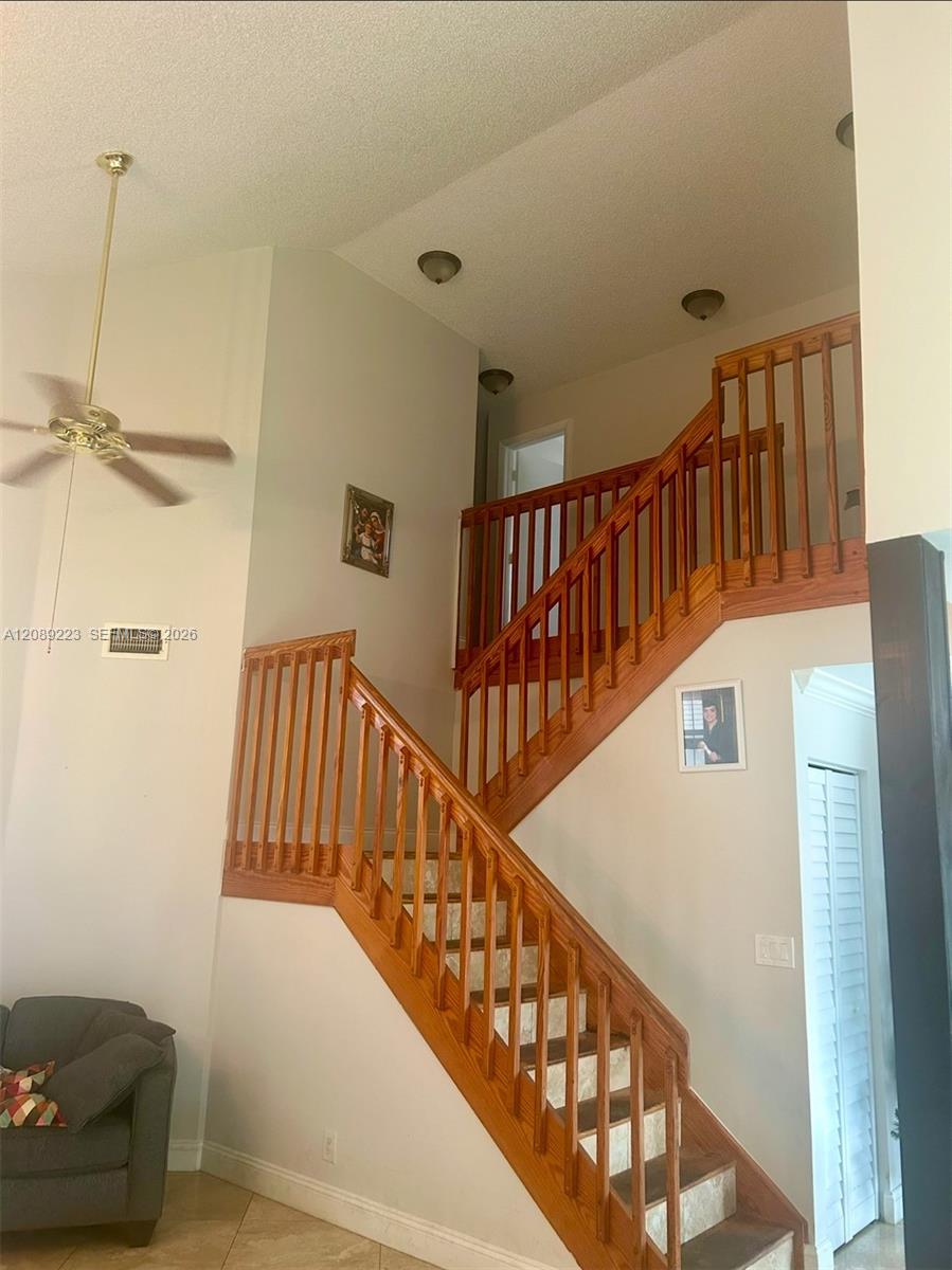 6314 Duval Dr — Photo 3